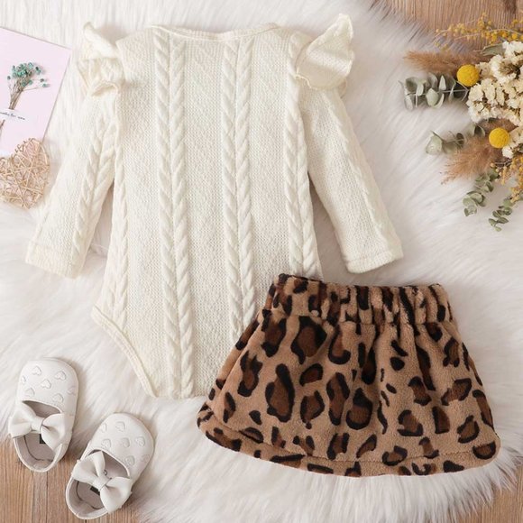 BABY GIRL LETTER GRAPHIC SWEATER AND LEOPARD SKIRT SET - Picture 7 of 8
